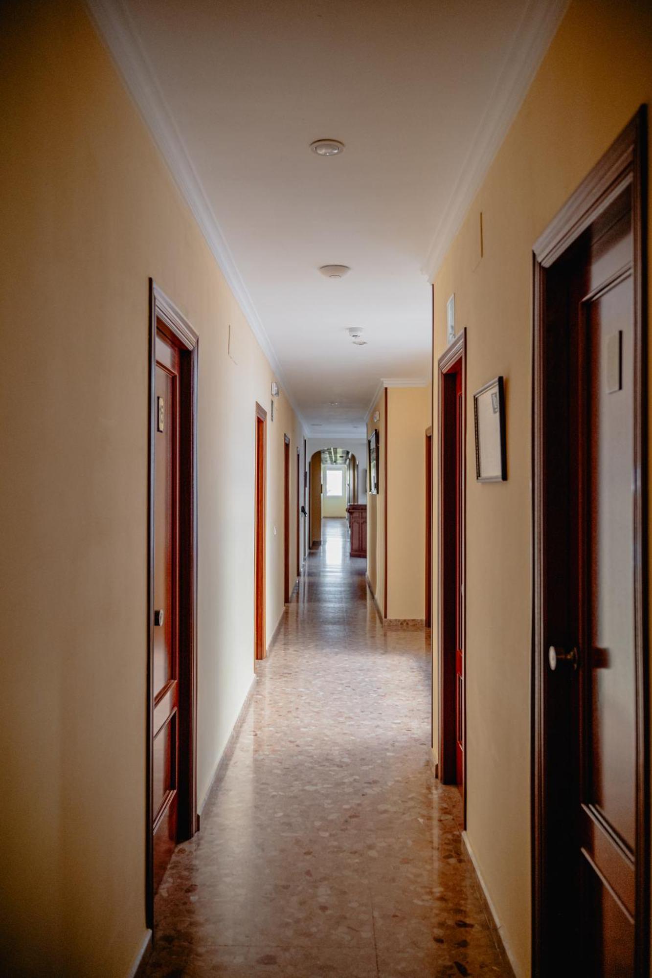 Hotel Chamizo El Arahal Екстериор снимка