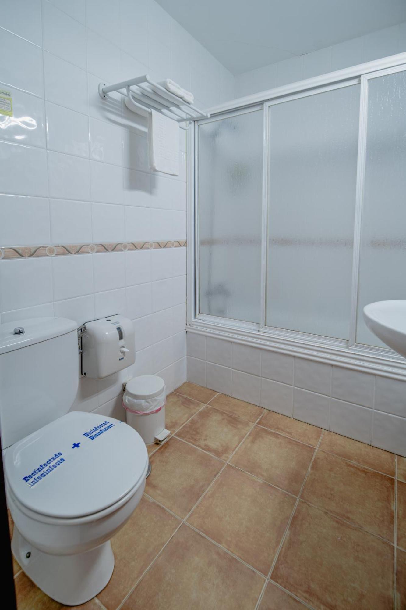 Hotel Chamizo El Arahal Екстериор снимка